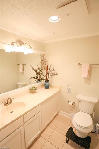 315 N Spruce Street 106, Winston-salem, NC 27101