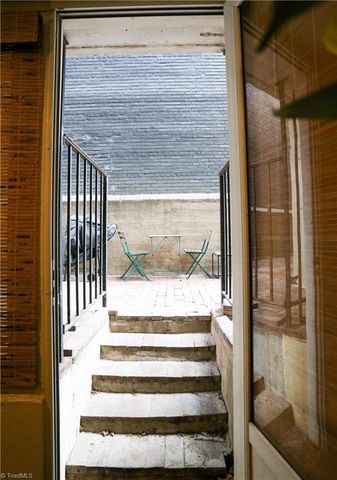 315 N Spruce Street 106, Winston-salem, NC 27101