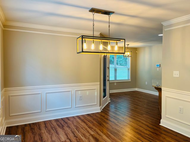 5750 Crest Hill Drive, Buford, GA 30518