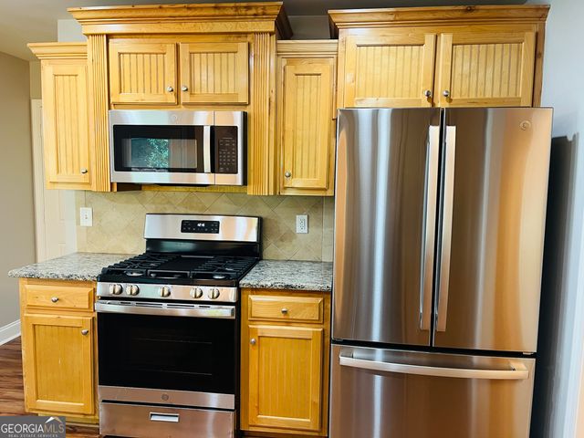 5750 Crest Hill Drive, Buford, GA 30518