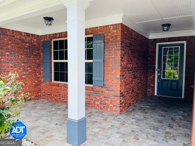5750 Crest Hill Drive, Buford, GA 30518