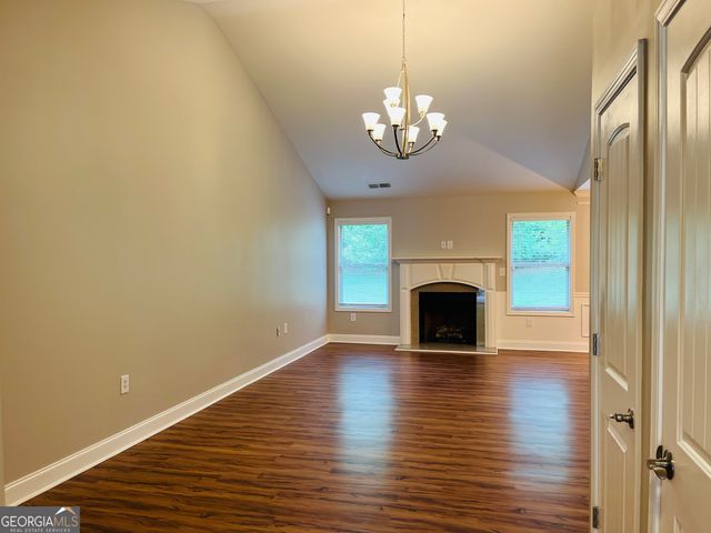 5750 Crest Hill Drive, Buford, GA 30518
