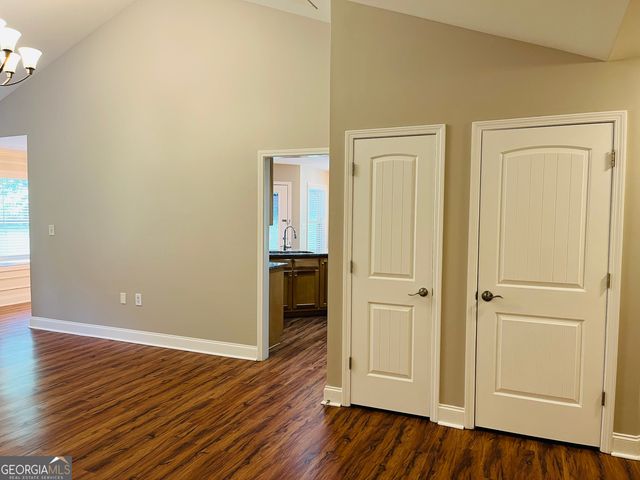 5750 Crest Hill Drive, Buford, GA 30518