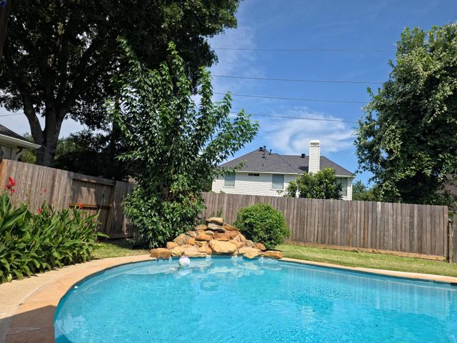 4614 Sunshine Drive, Sugar Land, TX 77479