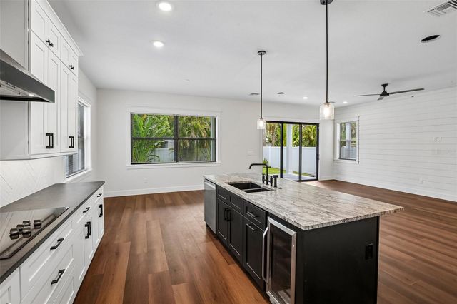 3819 71ST STREET N, St Petersburg, FL 33709