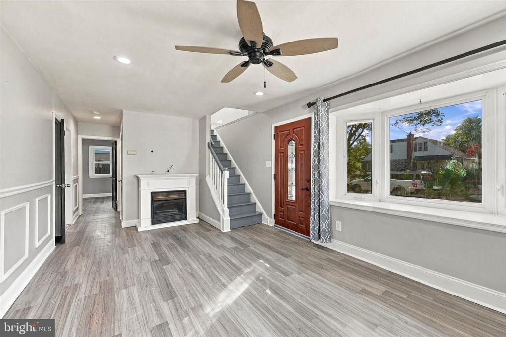 737 LAUREL AVE, ALDAN, PA 19018 — photo 5