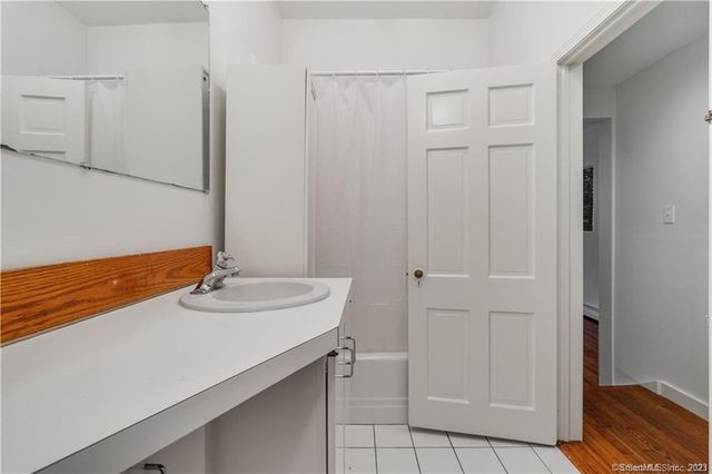 239 Bradley Street 1, New Haven, CT 06510