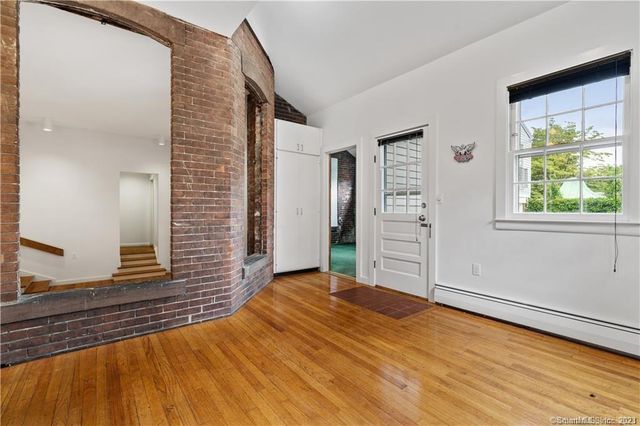 239 Bradley Street 1, New Haven, CT 06510