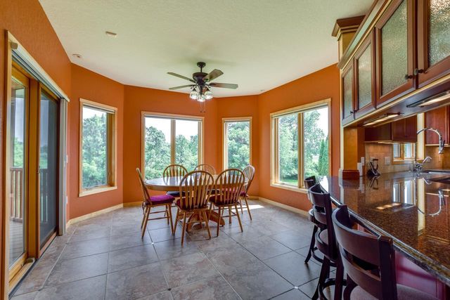 1260 Hanover Trail, Waunakee, WI 53597