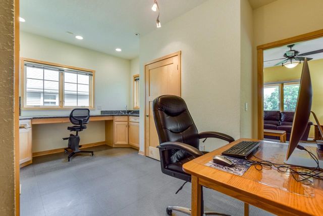 1260 Hanover Trail, Waunakee, WI 53597