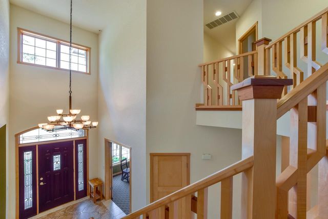 1260 Hanover Trail, Waunakee, WI 53597