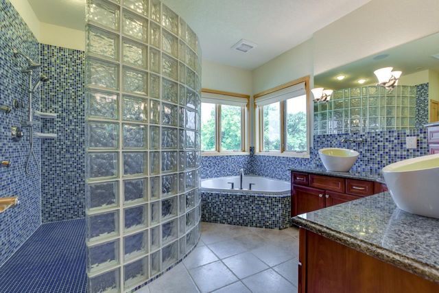 1260 Hanover Trail, Waunakee, WI 53597