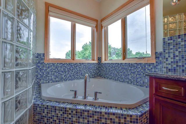 1260 Hanover Trail, Waunakee, WI 53597