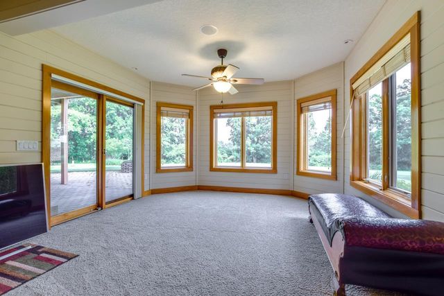 1260 Hanover Trail, Waunakee, WI 53597