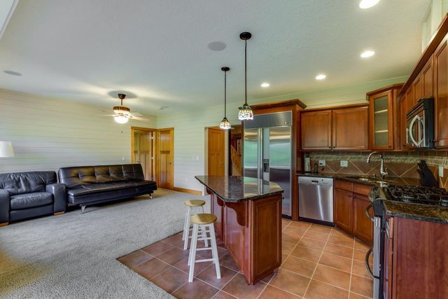 1260 Hanover Trail, Waunakee, WI 53597