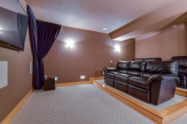 1260 Hanover Trail, Waunakee, WI 53597