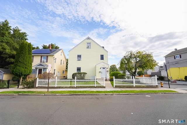 57-59 Fairview Avenue, Bridgeport, CT 06606