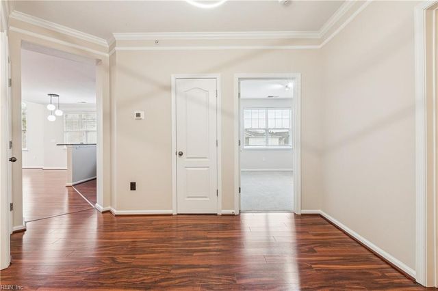 522 Knolls Dr Unit 308, Newport News, VA 23602