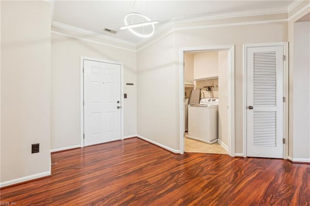 522 Knolls Dr Unit 308, Newport News, VA 23602