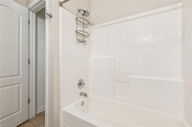 522 Knolls Dr Unit 308, Newport News, VA 23602