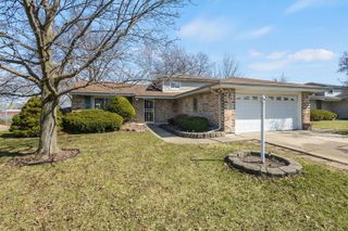 311 S Harper Avenue, Glenwood, IL 60425