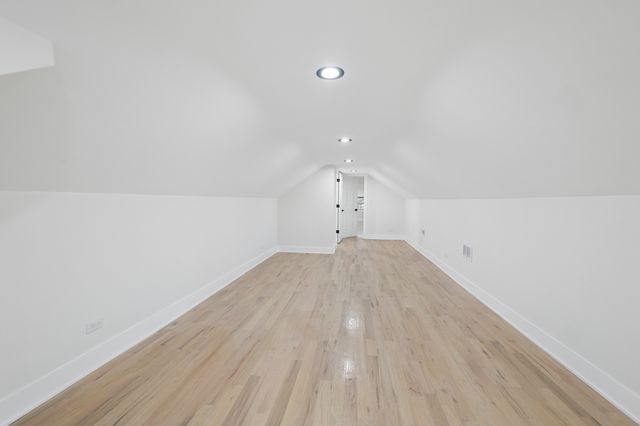 5218 W 55th Street, Chicago, IL 60638