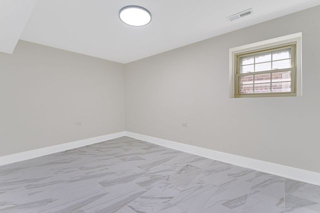 5218 W 55th Street, Chicago, IL 60638