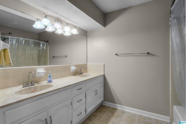 2032 YANCY DRIVE, Hoover, AL 35022