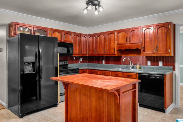 2032 YANCY DRIVE, Hoover, AL 35022