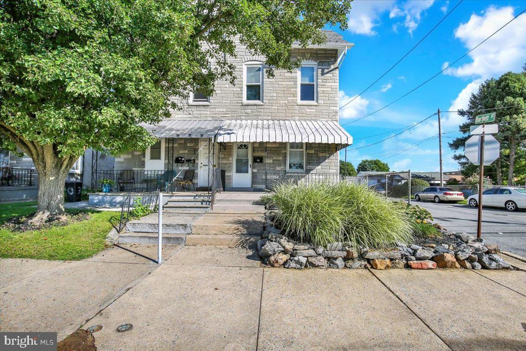 101 UPLAND AVE, Reading, PA 19611