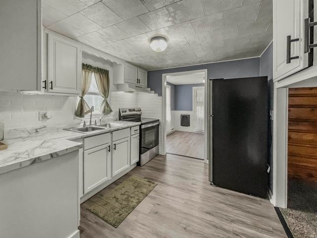5810 Rothman Road, Fort Wayne, IN 46835