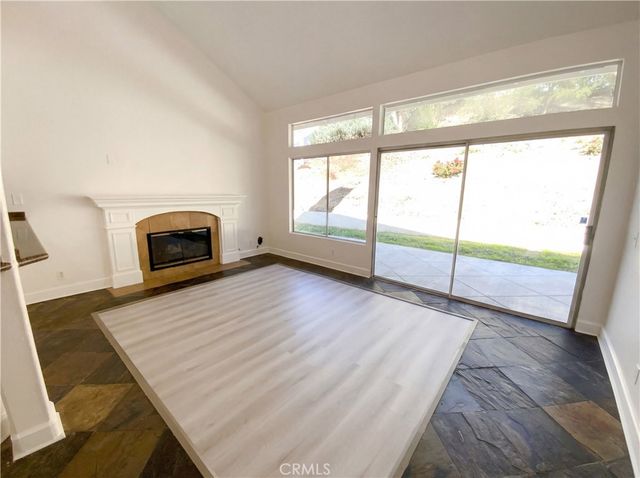 3303 Deaver, Corona, CA 92882