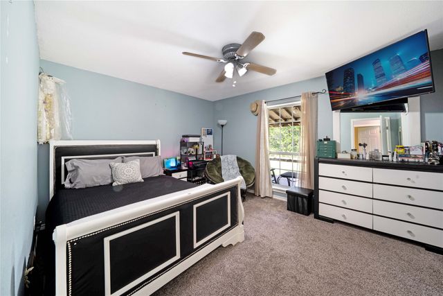 1511 N Walnut Grove Road, Midlothian, TX 76065