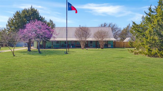 1511 N Walnut Grove Road, Midlothian, TX 76065