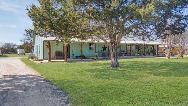 1511 N Walnut Grove Road, Midlothian, TX 76065