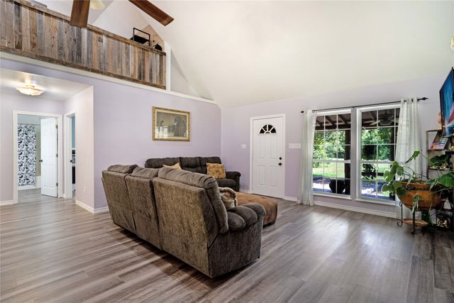 1511 N Walnut Grove Road, Midlothian, TX 76065