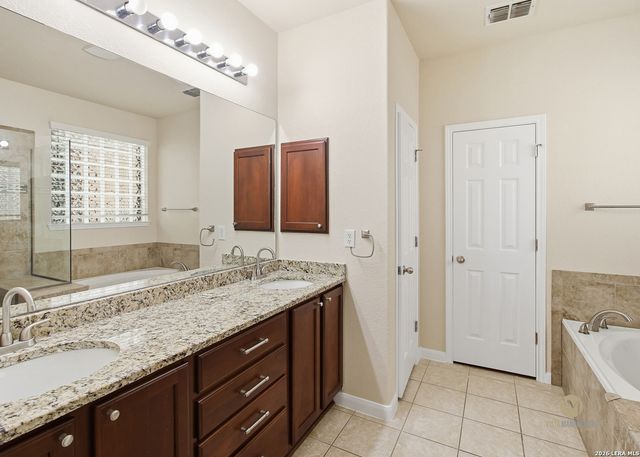 9239 Wind Talker, San Antonio, TX 78251