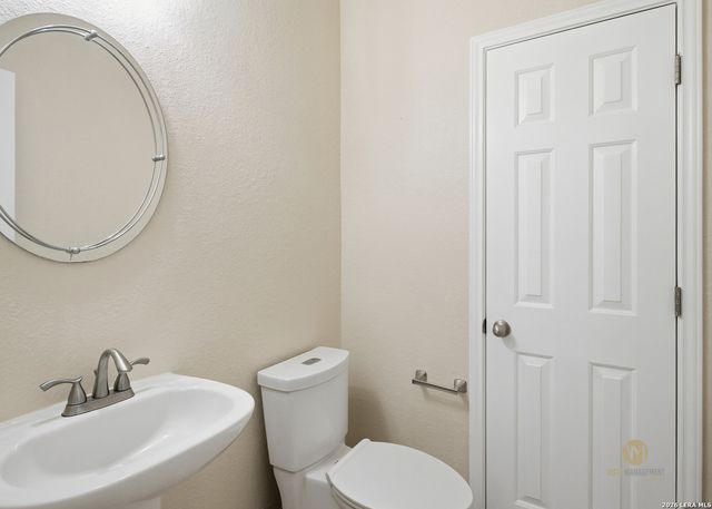 9239 Wind Talker, San Antonio, TX 78251