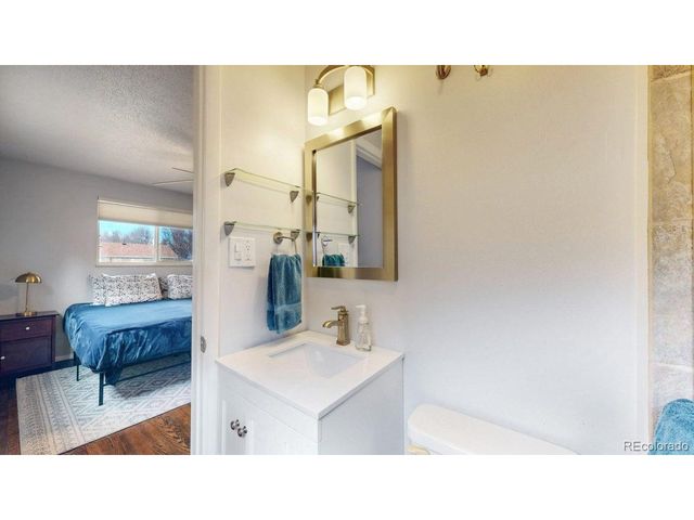 1365 S Newport St, Denver, CO 80224