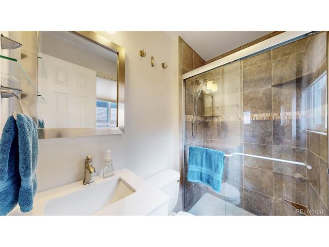 1365 S Newport St, Denver, CO 80224