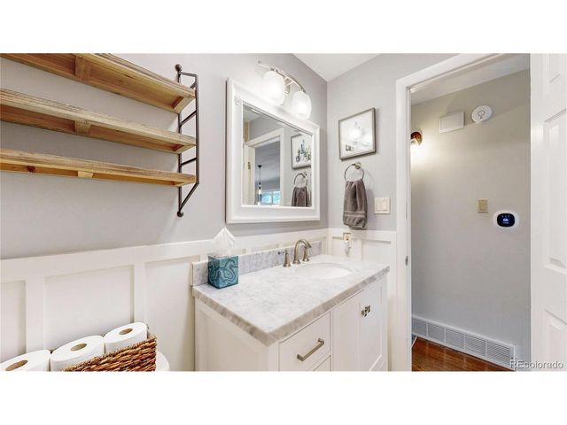 1365 S Newport St, Denver, CO 80224