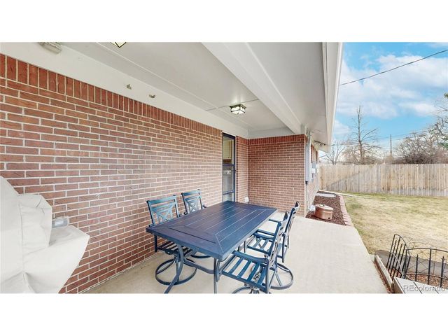 1365 S Newport St, Denver, CO 80224