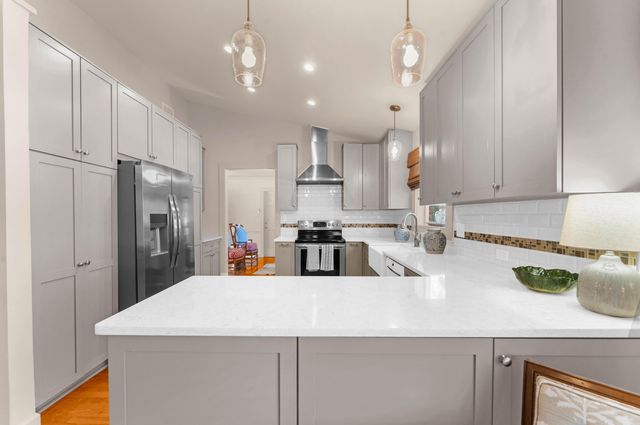 316 Susan Drive, Charleston, SC 29407