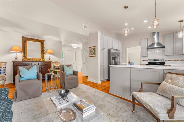 316 Susan Drive, Charleston, SC 29407