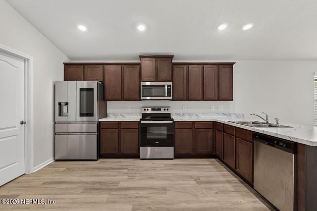 8076 DANCING FOX Street, Jacksonville, FL 32222