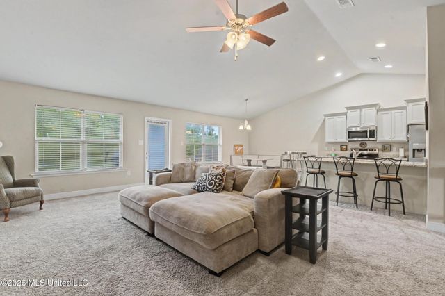 6245 Roxanne Way Way, Biloxi, MS 39532