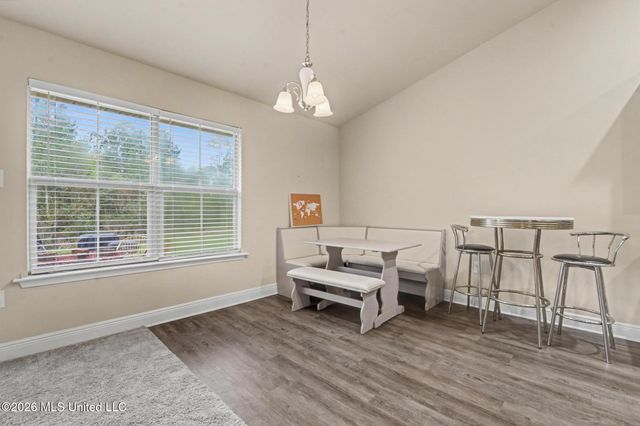 6245 Roxanne Way Way, Biloxi, MS 39532