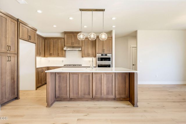 449 Autumn Hills Drive, Medford, OR 97504