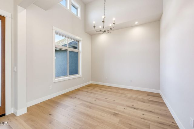 449 Autumn Hills Drive, Medford, OR 97504