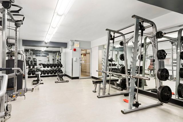 4960 N Marine Drive 1519, Chicago, IL 60640